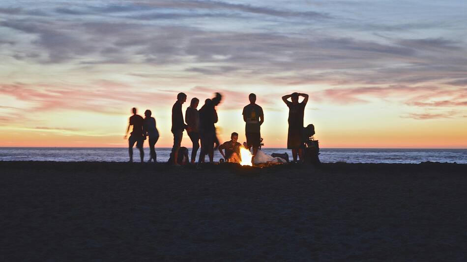 Fogata, fuego. Foto: Unsplash.