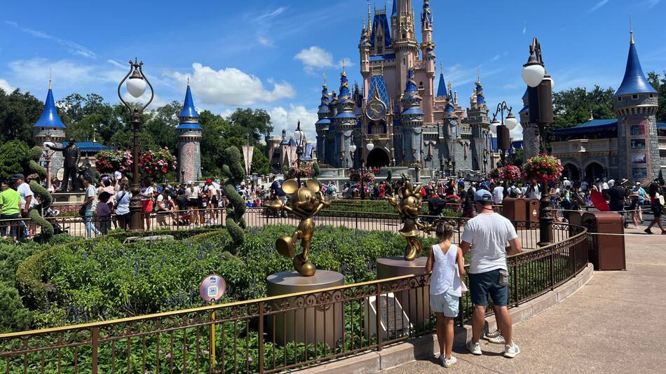 Magic Kingdom, uno de los parques de Disney. Foto: Reuters