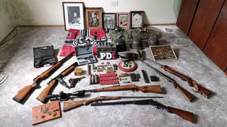 Descubren gran cantidad de elementos con simbología nazi en Rosario. Foto: NA/MPA