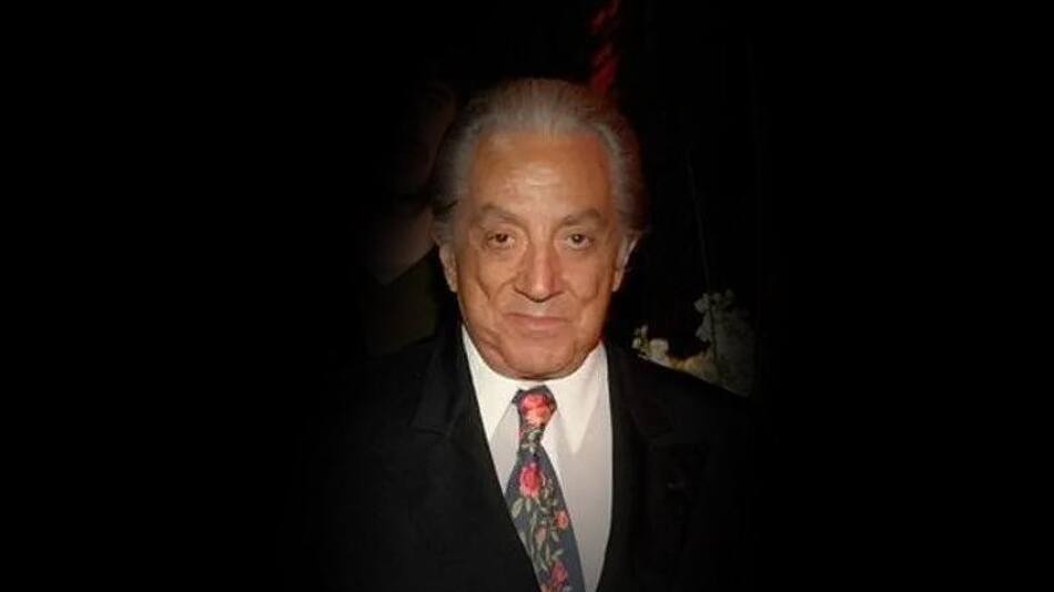 José Juri, cirujano plástico