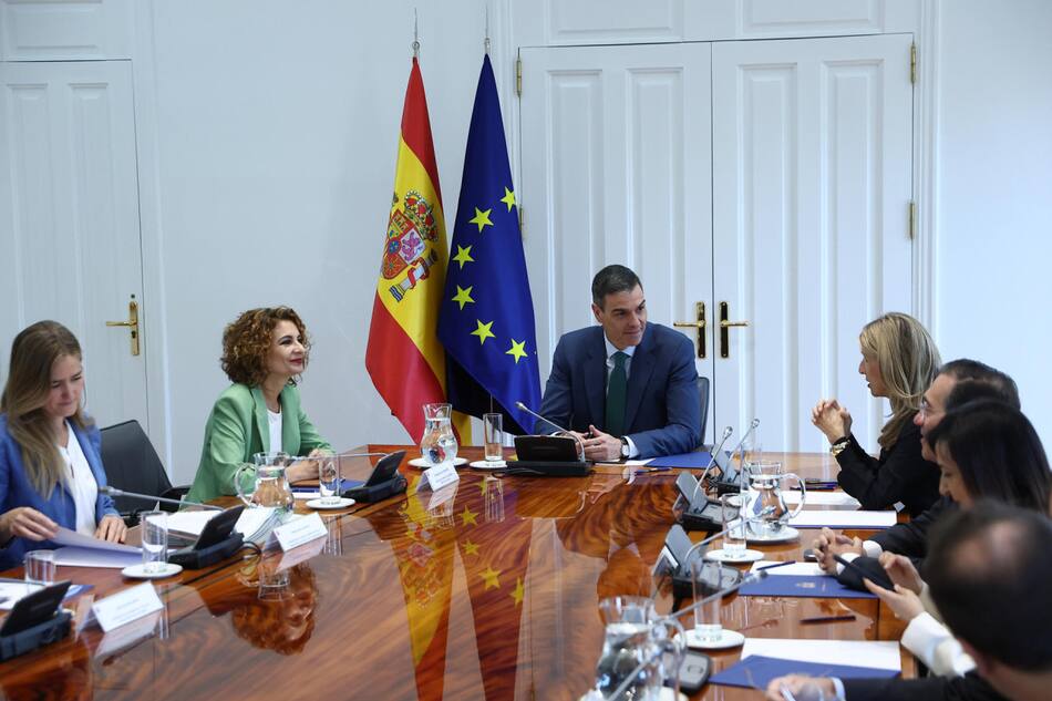 Reunión extraordinaria del Consejo de Seguridad Nacional de España. Foto: EFE (Fernando Calvo)