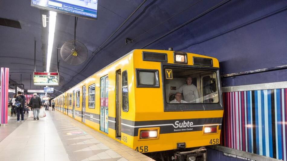 Subte Línea E