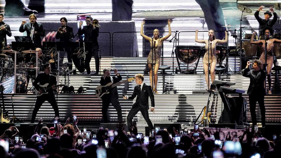 Luis Miguel en el Campo de Polo. Foto: prensa Fenix.
