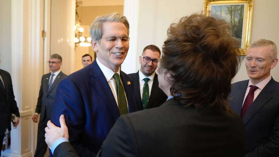 El Presidente Javier Milei recibió en Casa Rosada al Secretario del Tesoro de los Estados Unidos, Scott Bessent, en Casa Rosada. Foto: Presidencia