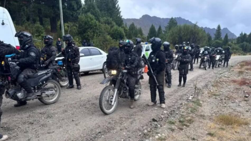 Mapuches liberaron un predio en Bariloche pero negaron la restitución a los dueños.