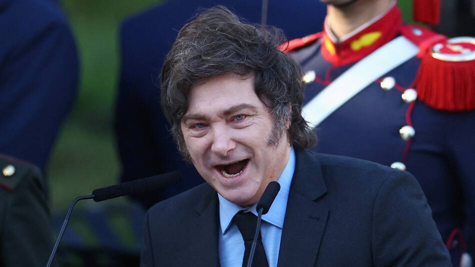 Javier Milei en el acto por el Día del Veterano y de los Caídos en la Guerra de Malvinas. Foto: REUTERS/Agustin Marcarian.