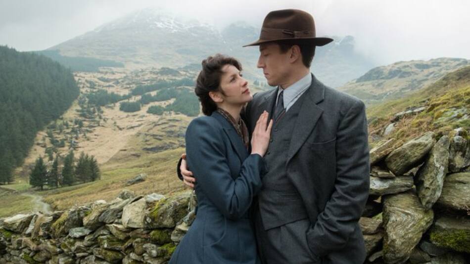 Claire y Frank de Outlander. Foto: Outlander_starz