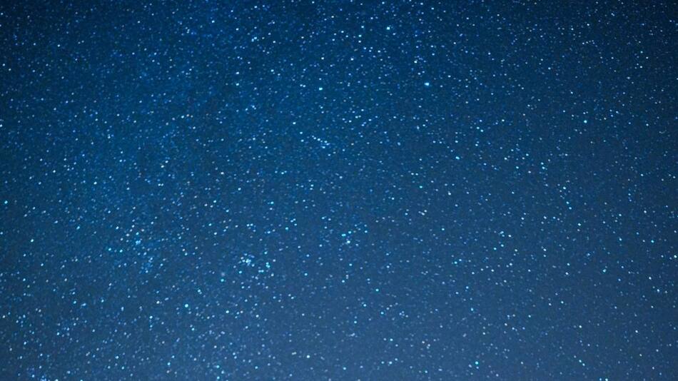 Viajar de noche. Foto Pexels