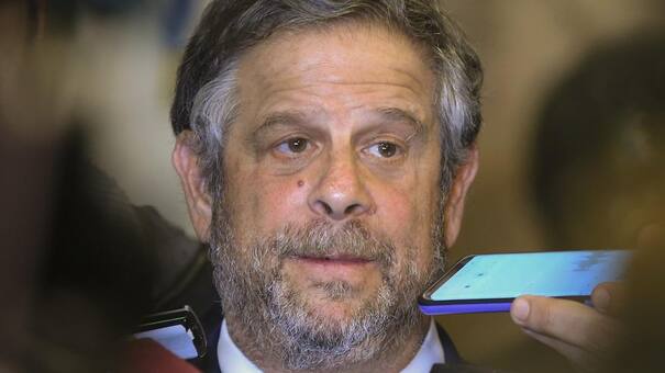 Adolfo Rubinstein, por rebrote de coronavirus : "Una cuarentena estricta es inviable, hay una suerte de rebeldía juvenil"