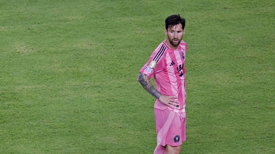 Lionel Messi enfrentará al PSG en el Mundial de Clubes. Foto: Reuters/Marco Bello.