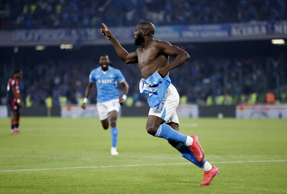 Romelu Lukaku; Napoli campeón de la Serie A. Foto: Reuters/Remo Casilli