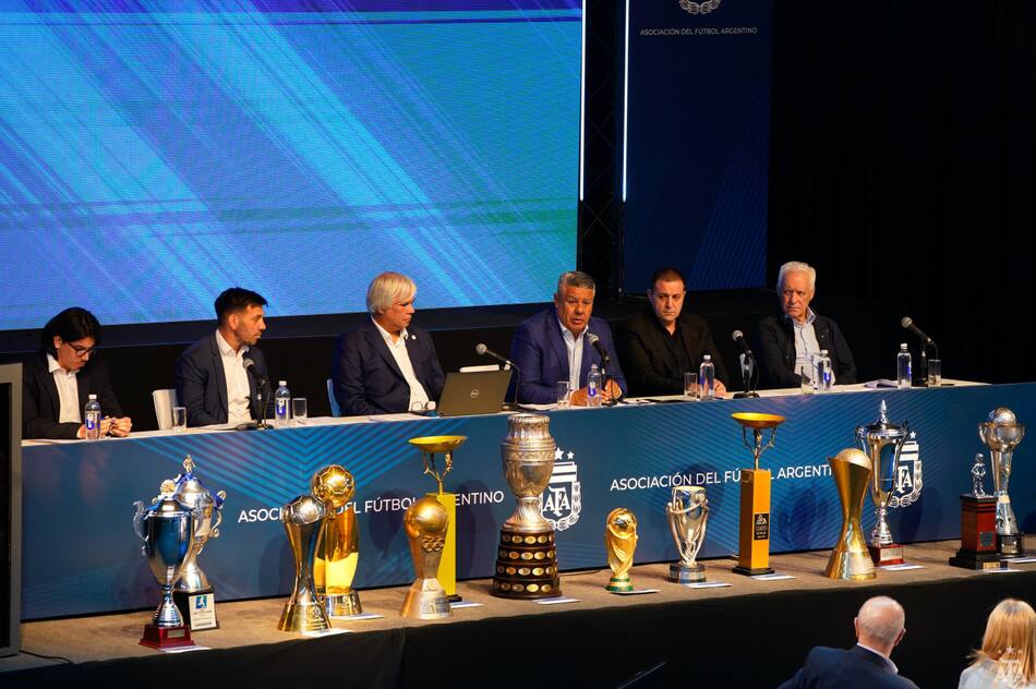 Claudio Chiqui Tapia en AFA. Foto: @AFA.