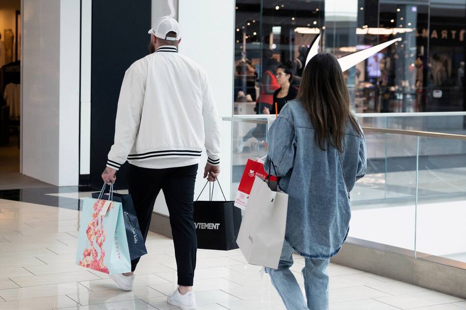 Shopping, compras, locales. Foto: Reuters/Rachel Wisniewski
