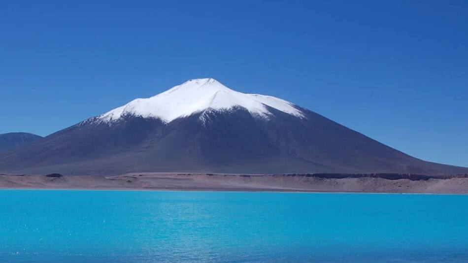 Volcán Ojos del salado. Foto NA