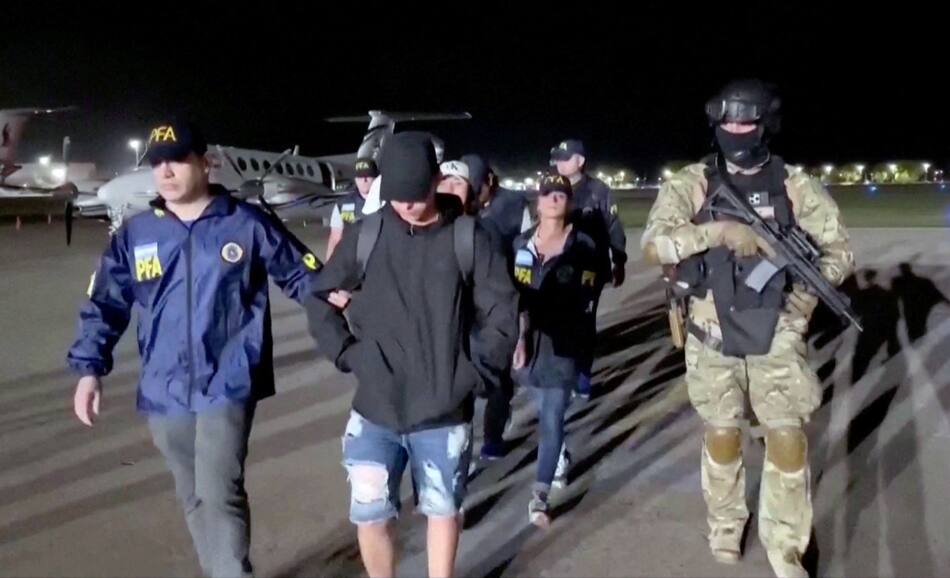 Detención de la familia de "Fito" Macías Villamar. Foto: NA