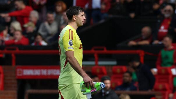 El mensaje del Aston Villa a “Dibu” Martínez tras su frustrado pase al United y la definición de su futuro