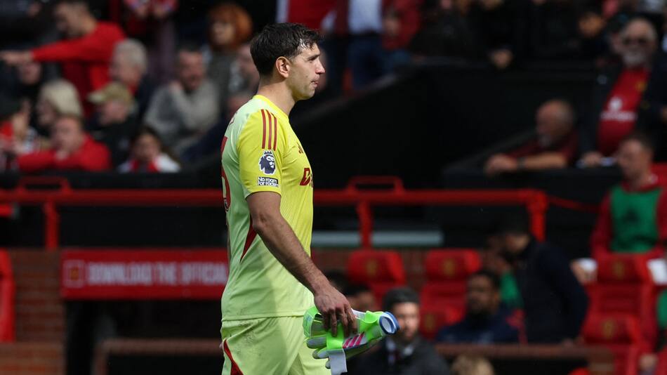 Emiliano "Dibu" Martínez podría continuar su carrera en un gigante de la Premier League.