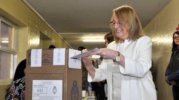 Santa Cruz convocó elecciones desdobladas de las nacionales y el 13 de agosto se elegirá gobernador