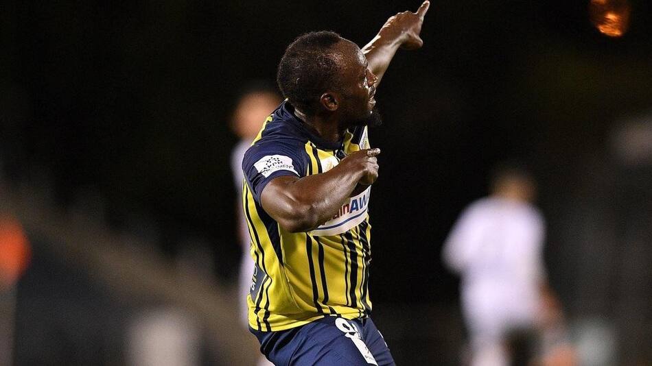 Festejo de Usain Bolt en Central Coast Mariners