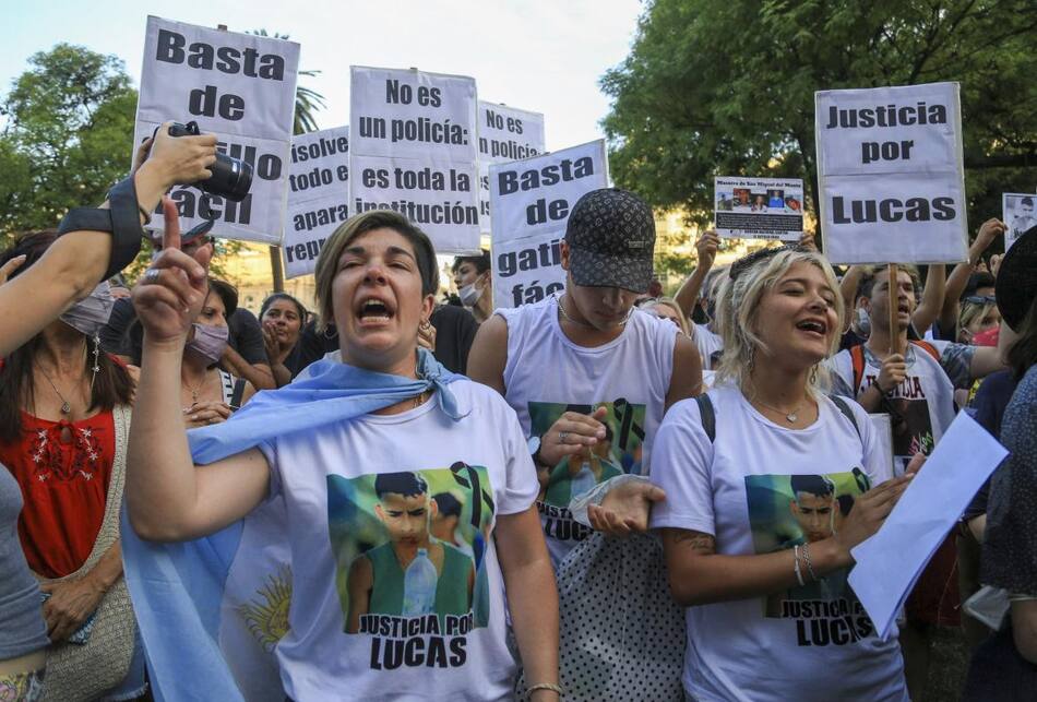 Crimen de Lucas González: masiva marcha de familiares, amigos y vecinos, NA