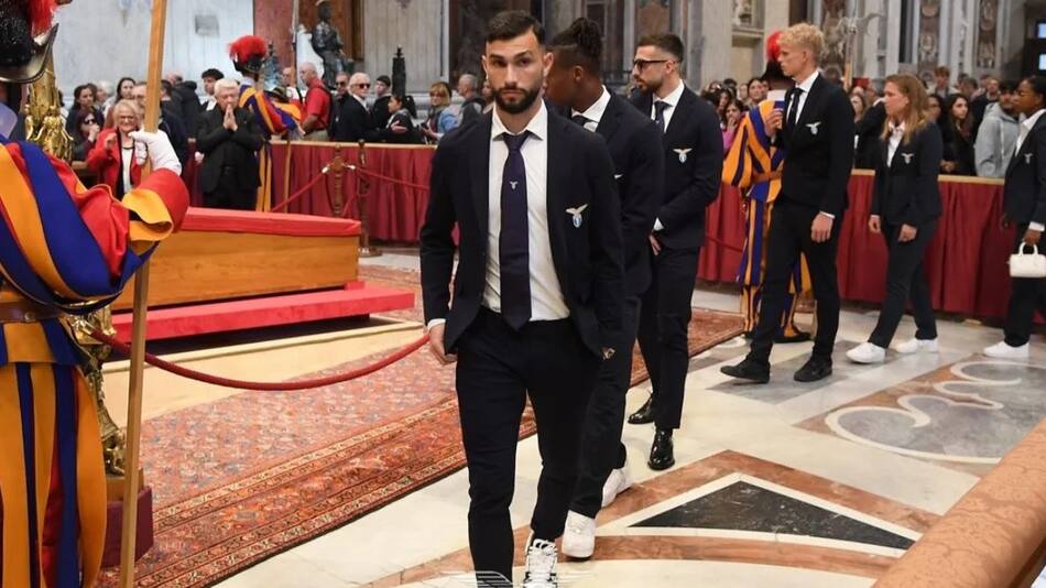 Valentin Castellanos en el último adiós al Papa Francisco. Foto: NA.