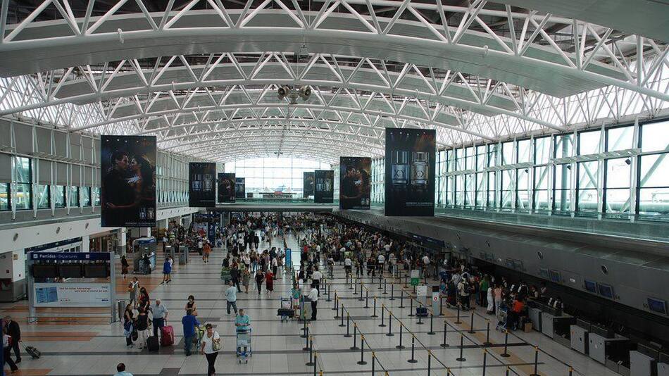 Aeropuerto de Ezeiza - cerrado