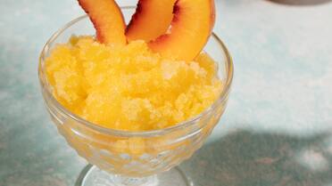 Un postre nutritivo, exquisito y liviano: cómo hacer mousse de durazno express en pocos pasos