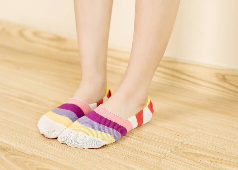Medias, soquetes, calcetines. Foto Unsplash.