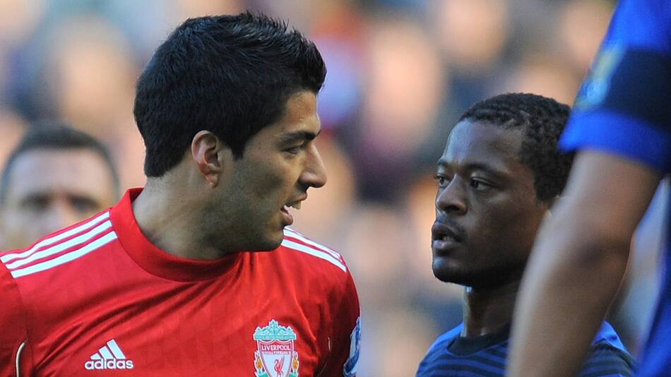 Patrice Evra invitó a pelear a Luis Suárez en su debut en la MMA. Foto: archivo NA