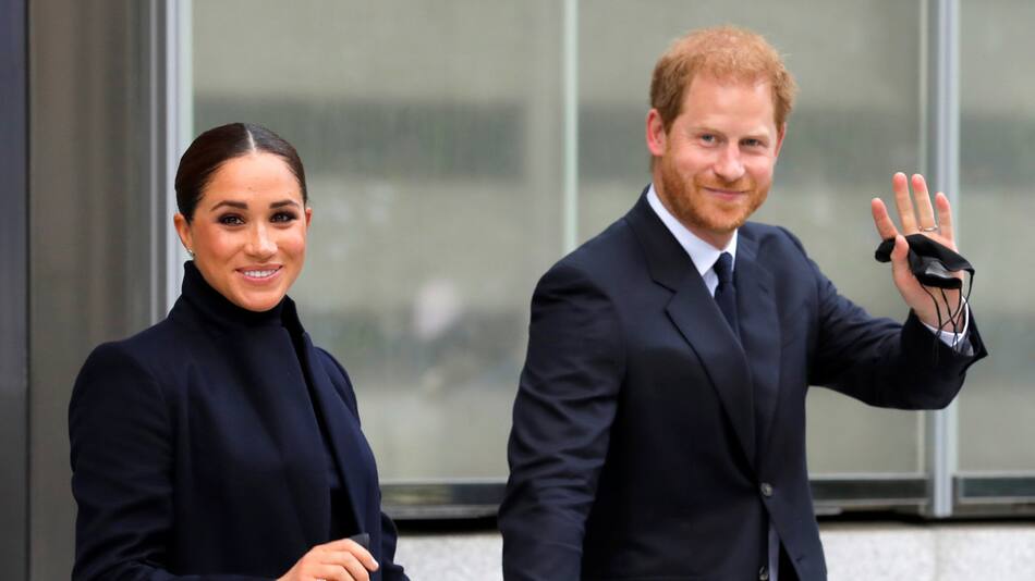 Meghan Markle y el príncipe Harry. Foto: REUTERS / Andrew Kelly