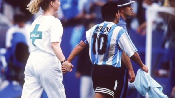 Polémicas declaraciones de Signorini sobre el doping de Maradona en el Mundial de 1994: "Fue entregado"