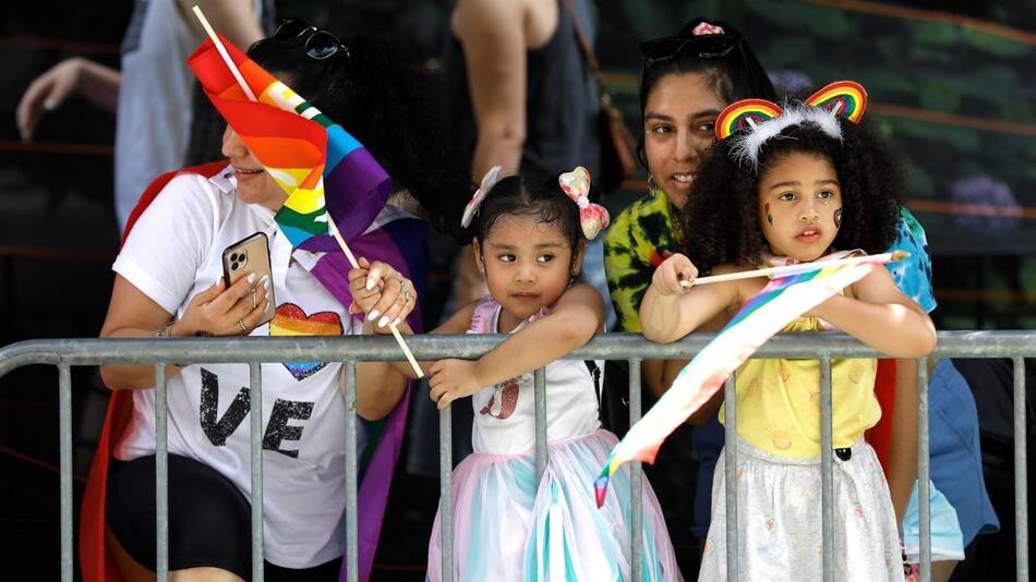 Día Internacional del Orgullo, EFE