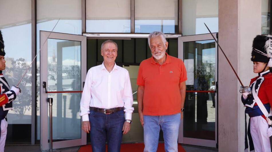 Alberto Rodríguez Saá y Juan Schiaretti compartieron una reunión de trabajo. Foto: NA.