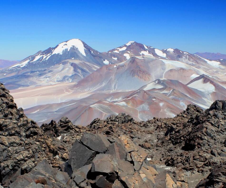 Volcán Nevado Tres Cruces. Foto Instagram @estiloandino
