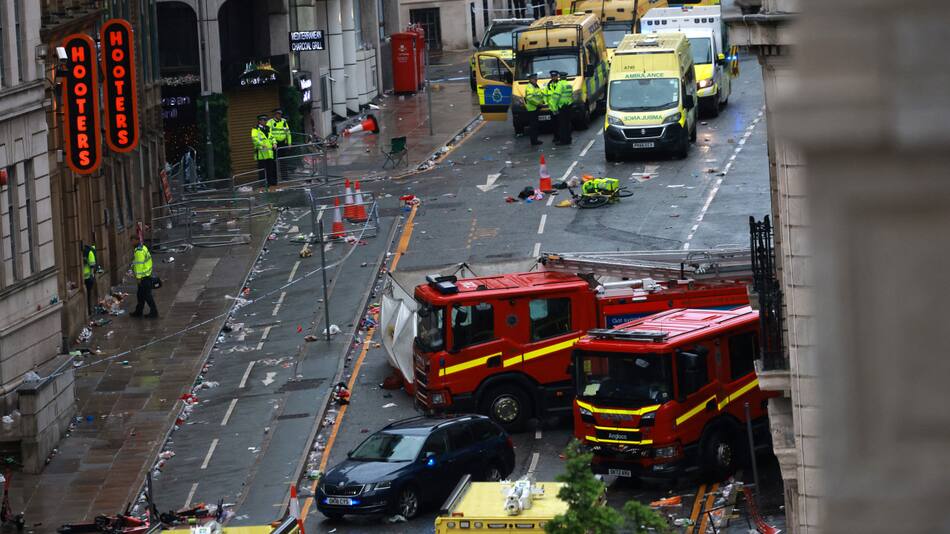Atropello masivo en los festejos del Liverpool. Foto: Reuters/Phil Noble