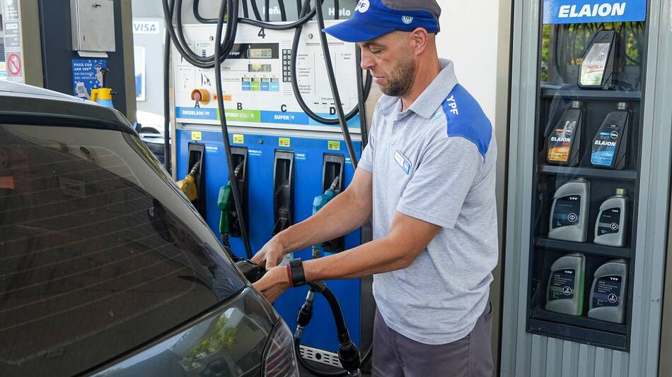 YPF aumentará un 3,5% el valor de su nafta a partir de julio de 2025.