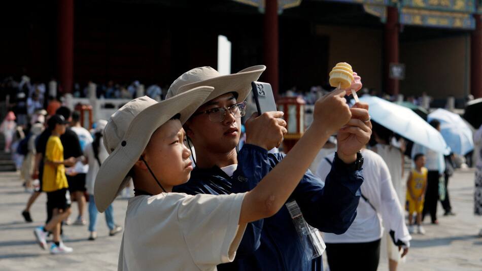 Ola de calor en las regiones del interior en China. Foto Reuters.