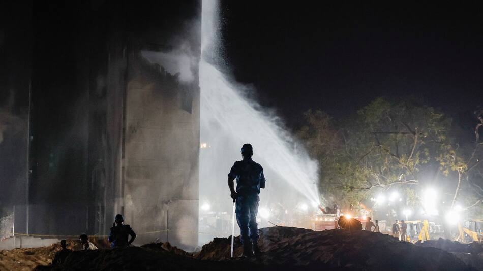 Accidente aéreo en India. Foto: Reuters/Adnan Abidi