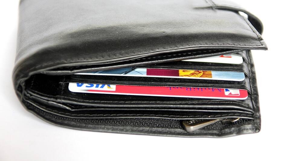 Prohíben llevar esta tarjeta en la billetera: parece inofensiva, pero es peligrosa. Foto: Pixabay.
