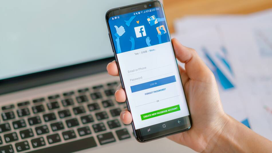 Facebook, redes sociales. Foto: Freepik.