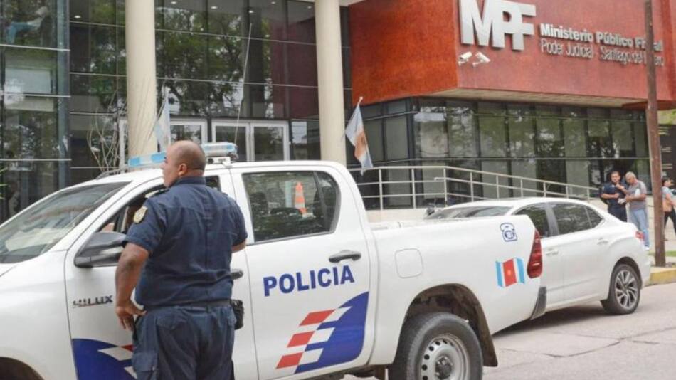 Policía, Santiago Estero, NA