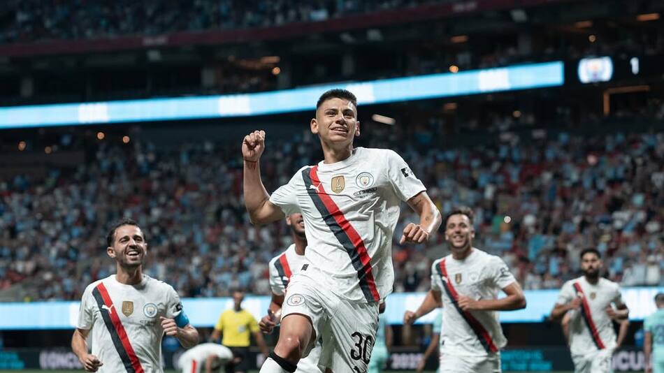 Claudio "Diablito" Echeverri en el Manchester City.