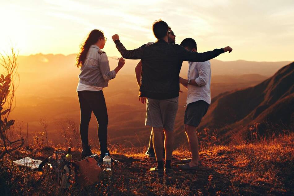 Día del amigo. Foto: Unsplash, Helena Lopes.