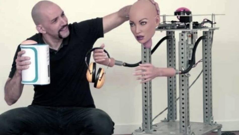 Robot sexual Autoblow, tecnología
