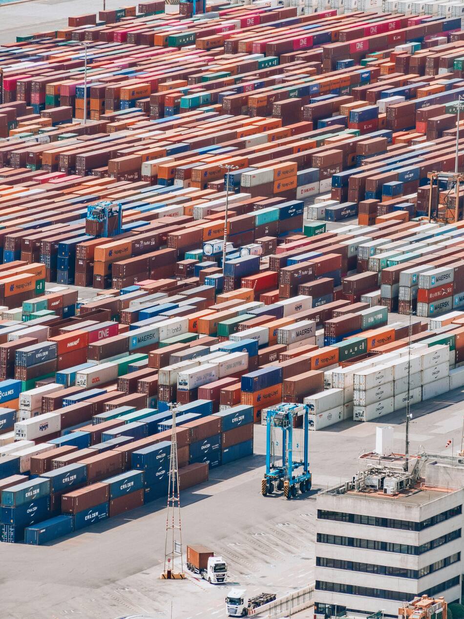 Aranceles; barco; industria; naval; comercio; exportación; importación. Foto: Unsplash.