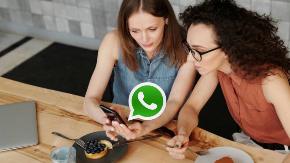 Modo "Día del Amigo" en WhatsApp.