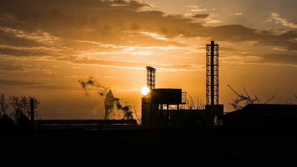 Encontró petróleo, fue más rico que España y ahora se hunde en la pobreza: de qué país se trata