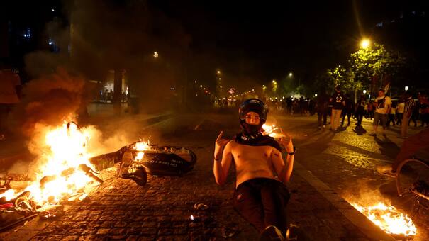 Tragedia en Francia: los festejos por el título del PSG dejaron dos muertos, cientos de heridos y detenidos