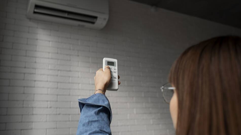 Cómo usar el aire acondicionado de manera eficiente durante el verano. Foto: Freepik.