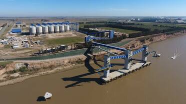 Luis Caputo anunció la aprobación para la construcción de un nuevo puerto en Santa Fe: la millonaria inversión